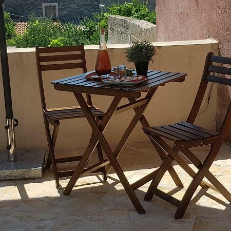 Dvori Svetog Mihaela Apartamento Šibenik Exterior foto