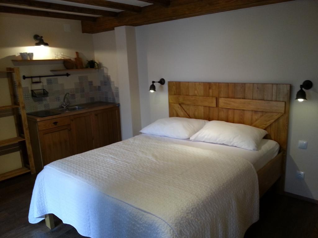 Dvori Svetog Mihaela Apartamento Šibenik Quarto foto