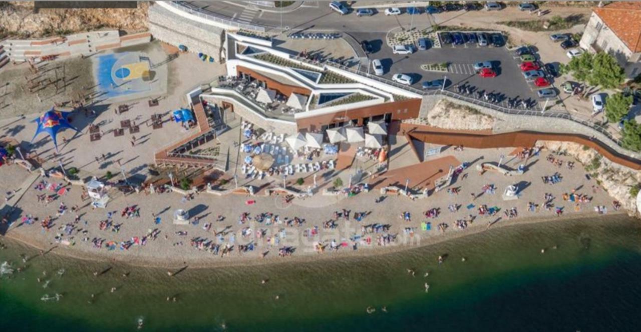 Dvori Svetog Mihaela Apartamento Šibenik Exterior foto